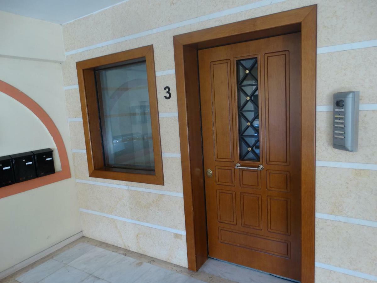Apartament Bonni Greece -Athens Shelter Close To Acropolis Zewnętrze zdjęcie